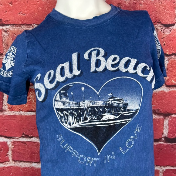 Affliction Women’s Short Sleeve Graphic T-Shirt -Size: Medium -NWT - Picture 3 of 10